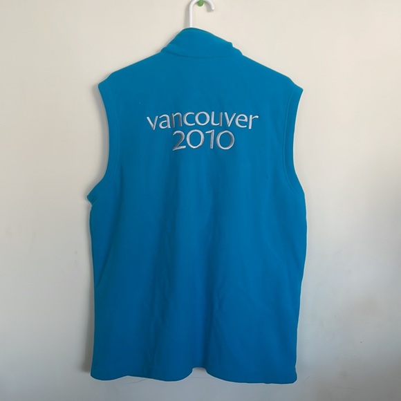 Vancouver 2010 Olympic/Paralympic Vest Hudson Bay - Picture 6 of 6